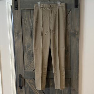 NWT Levi Signature Men's Khaki Chinos